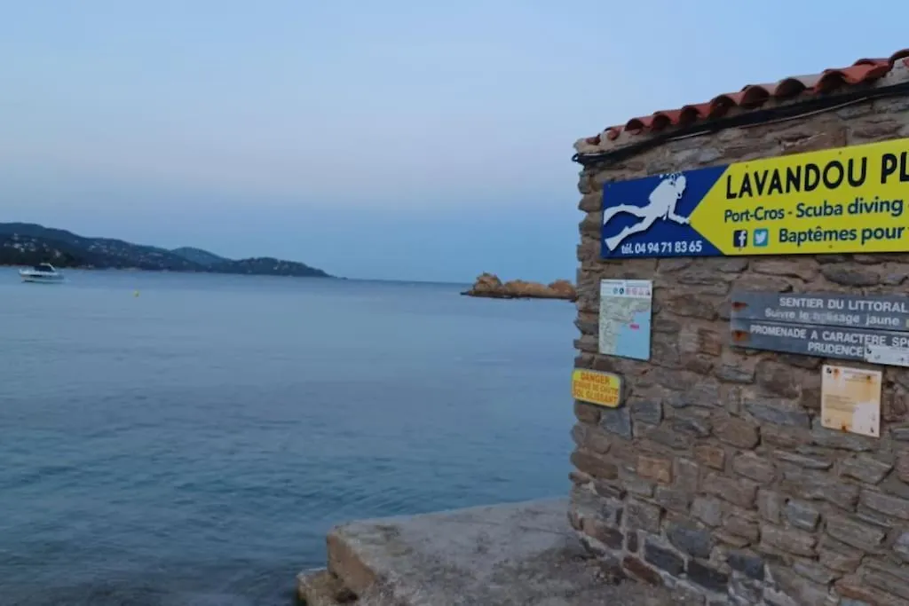 A Few Steps From The Beach, Very Comfortable Le Lavandou Frankrijk