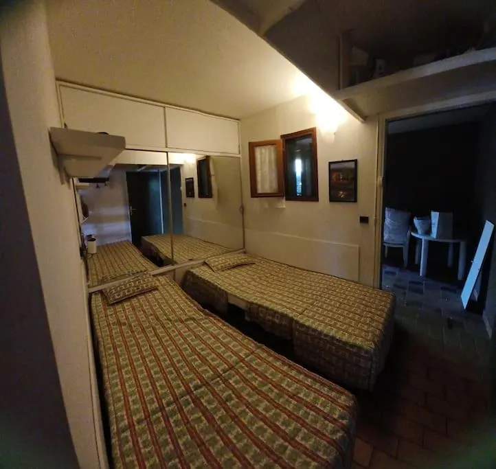 A Few Steps From The Beach, Very Comfortable Le Lavandou Apartment