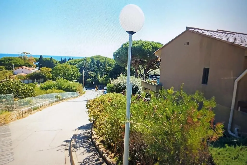 Apartment A Few Steps From The Beach, Very Comfortable Le Lavandou France